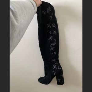 Kenneth Cole thigh high embroidered suede block heel boots in black (size 6.5)